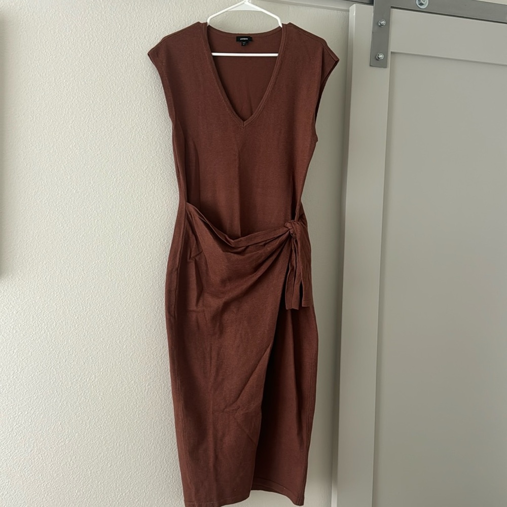 Express brown faux wrap dress- M